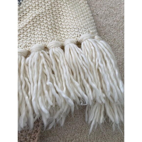 Vince Camuto Womens Scarf Rose Gold Grey Creme Classic Modern Long Fringe Warm - Picture 6 of 7